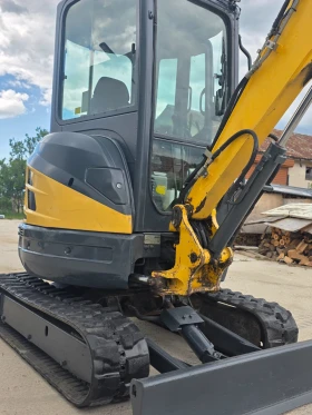 Багер New Holland Е26, снимка 7