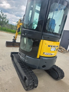 Багер New Holland Е26, снимка 10