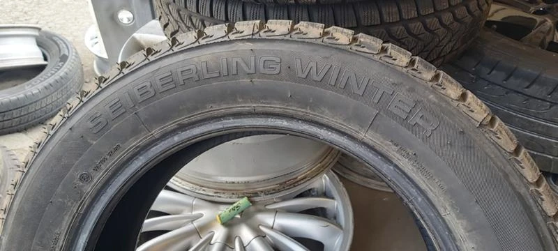 Гуми Зимни 205/60R16, снимка 5 - Гуми и джанти - 33054731