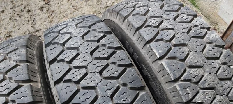 Гуми Всесезонни 215/75R16, снимка 3 - Гуми и джанти - 34696727