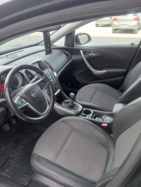 Opel Astra J 1, 7 CDTI Sports Tourer ISUZU, снимка 6