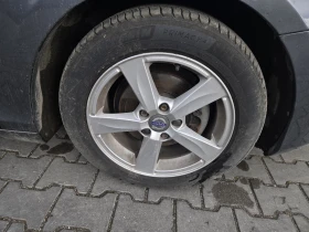 Volvo V40 Хечбек D2, снимка 12