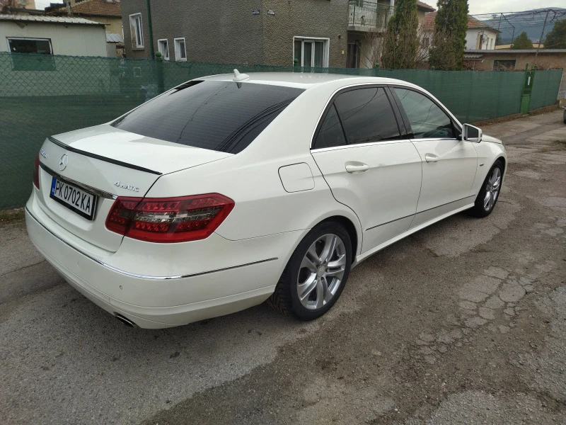 Mercedes-Benz E 350 4matik, снимка 5 - Автомобили и джипове - 47243260