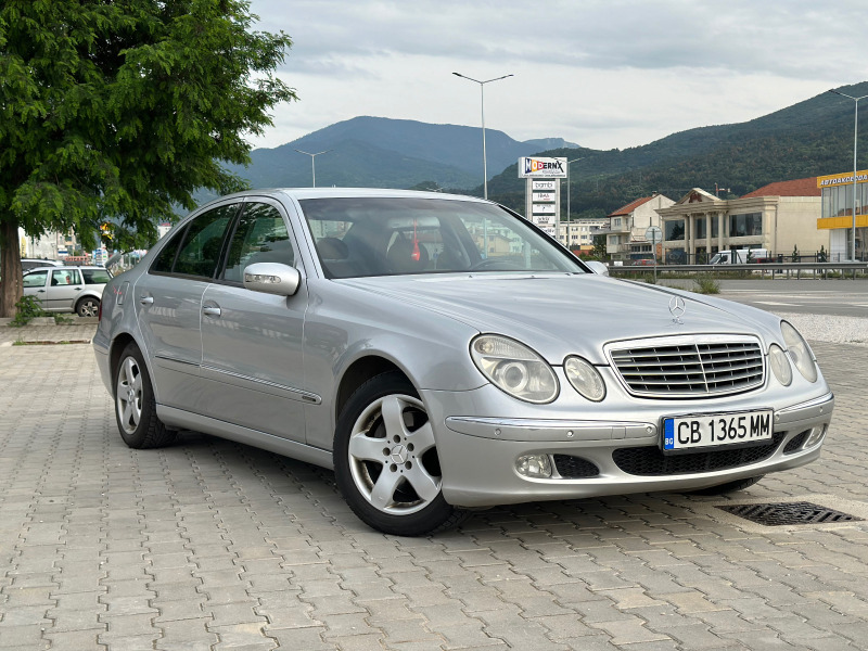 Mercedes-Benz E 320 CDI, снимка 1 - Автомобили и джипове - 45845398