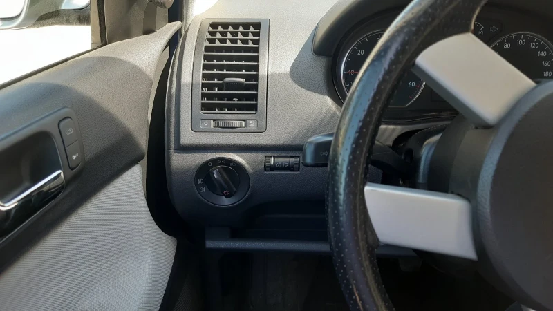 VW Polo Cross , снимка 7 - Автомобили и джипове - 52148496