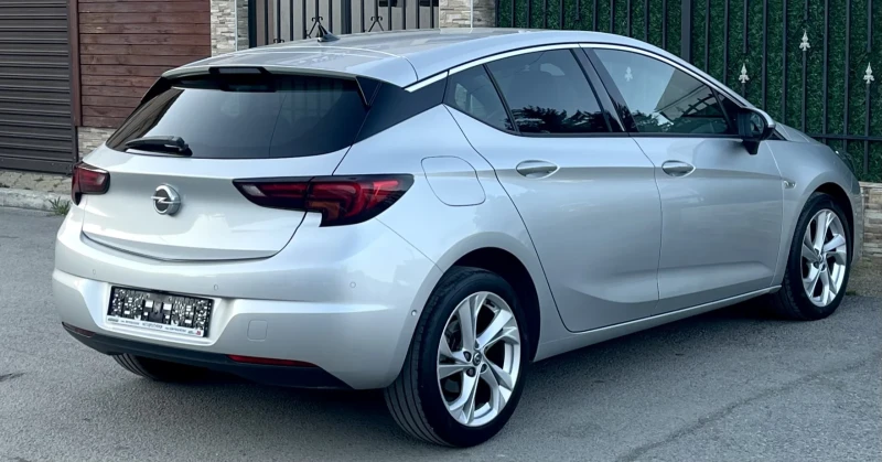 Opel Astra 1.5 CDTI EURO 6D Напълно обслужен !, снимка 4 - Автомобили и джипове - 51994295
