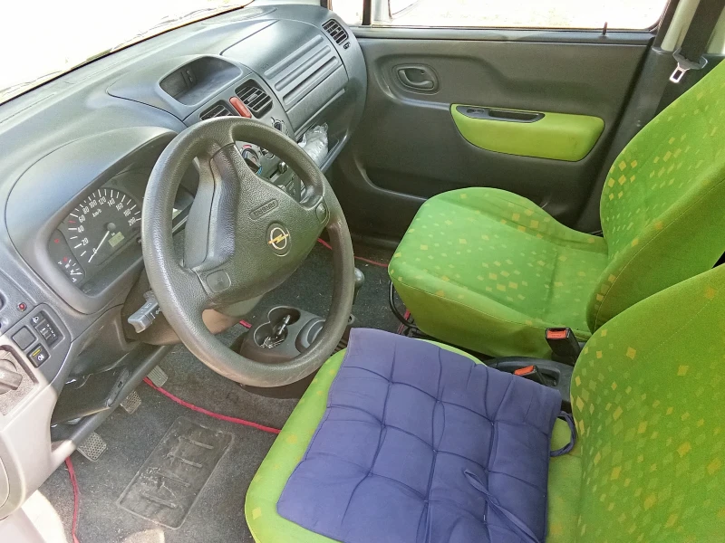 Opel Agila, снимка 7 - Автомобили и джипове - 52630749
