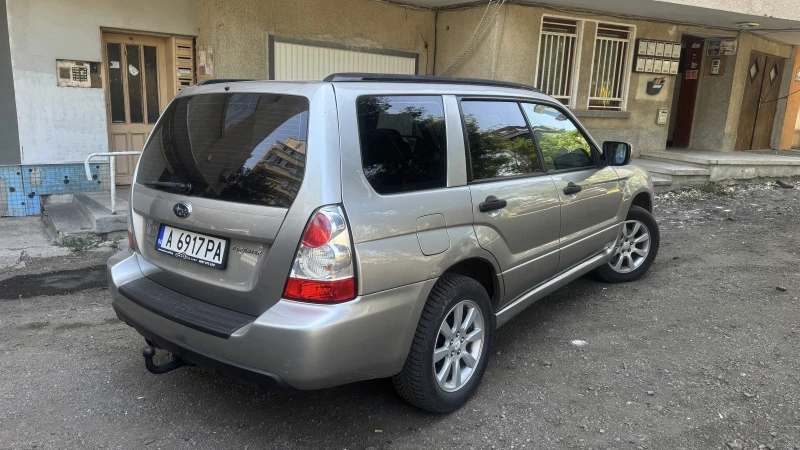 Subaru Forester, снимка 3 - Автомобили и джипове - 51375108