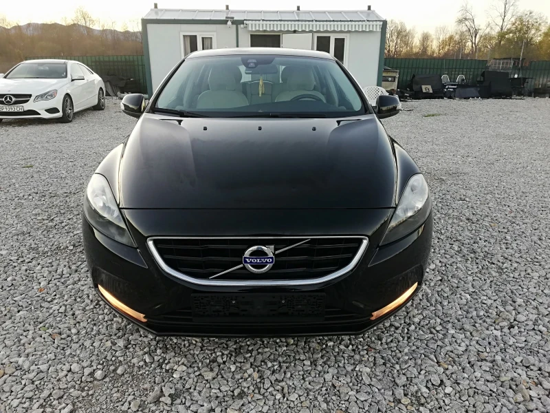 Volvo V40 2.0d kli navi 120, снимка 2 - Автомобили и джипове - 52489033