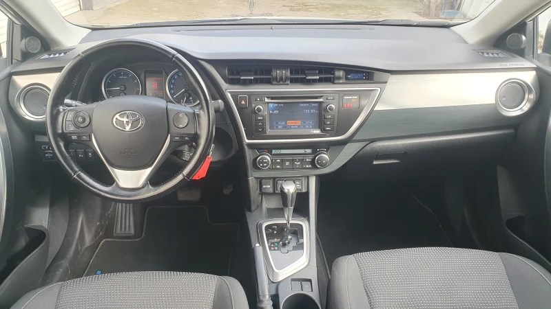 Toyota Auris 1.6 i START Edition, снимка 8 - Автомобили и джипове - 52690405