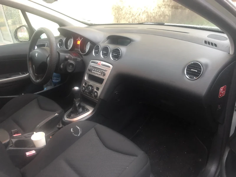 Peugeot 308 1.6 HDI , снимка 11 - Автомобили и джипове - 52893098