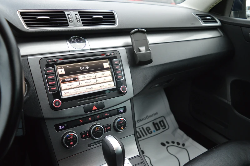 VW Passat 1.6TDI-DSG-FULL EKSTRI-HIGHLINE, снимка 13 - Автомобили и джипове - 53011990