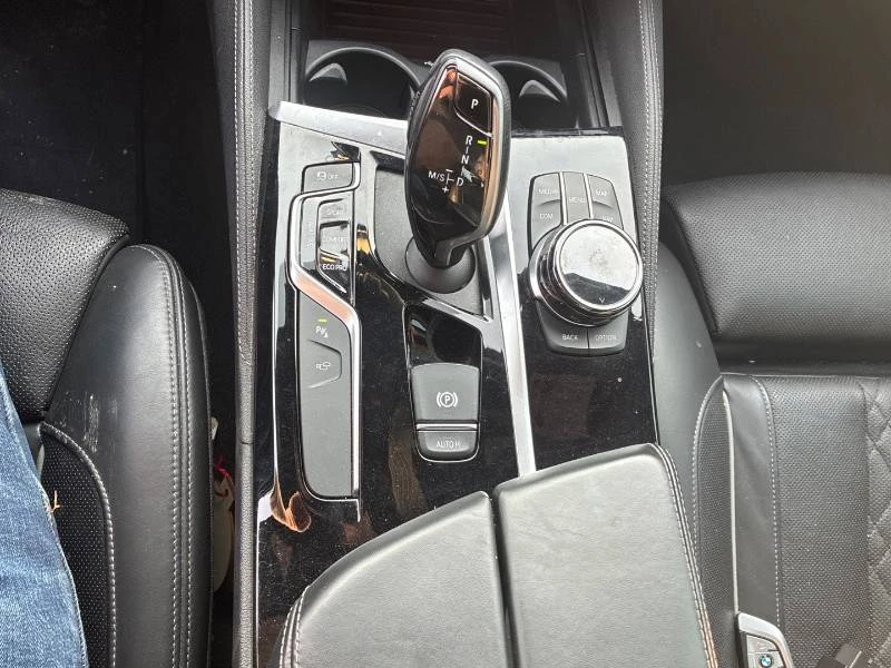 BMW 550 XDRIVE / АВТОКРЕДИТ, снимка 17 - Автомобили и джипове - 56648970
