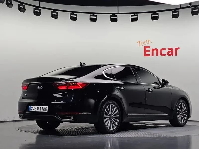 Kia K7, снимка 2 - Автомобили и джипове - 56706944