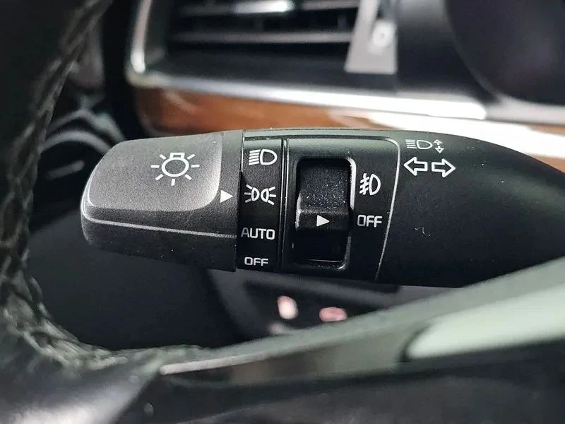 Kia K7, снимка 14 - Автомобили и джипове - 56706944