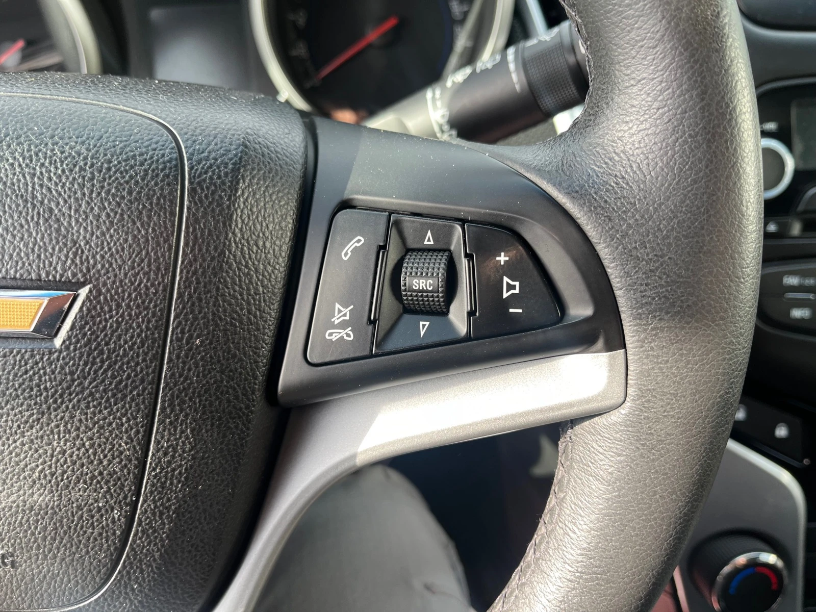 Chevrolet Cruze 1.7 Diesel | Mobile.bg — изображение 12
