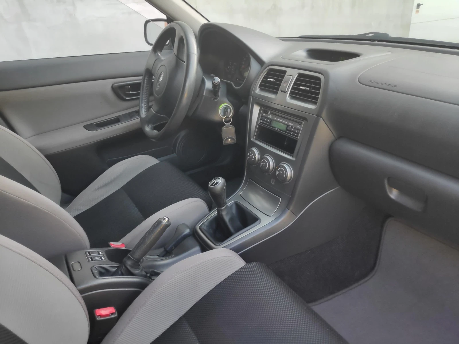 Subaru Impreza 2.0 i R + газ - изображение 5