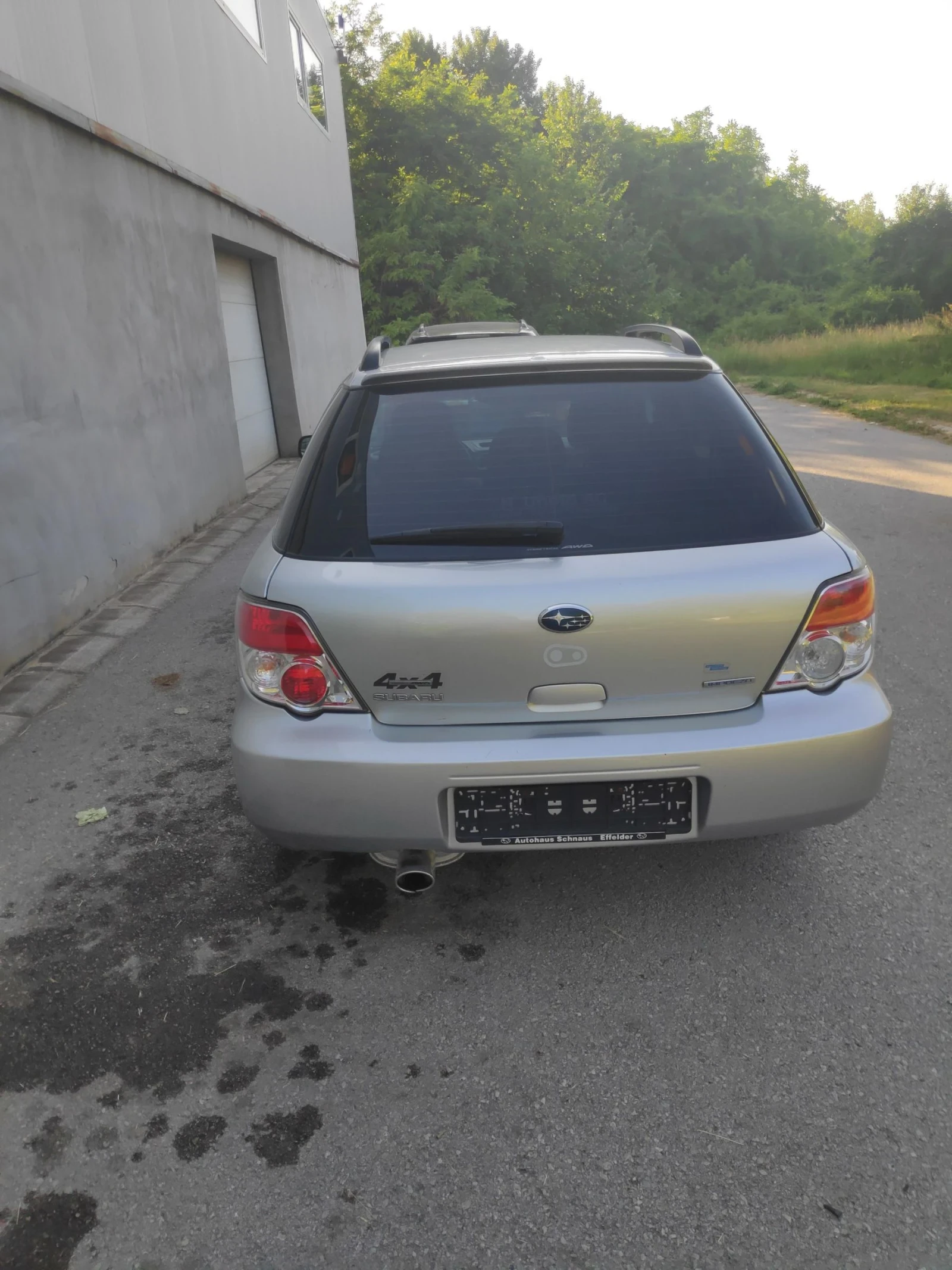 Subaru Impreza 2.0 i R + газ - изображение 4