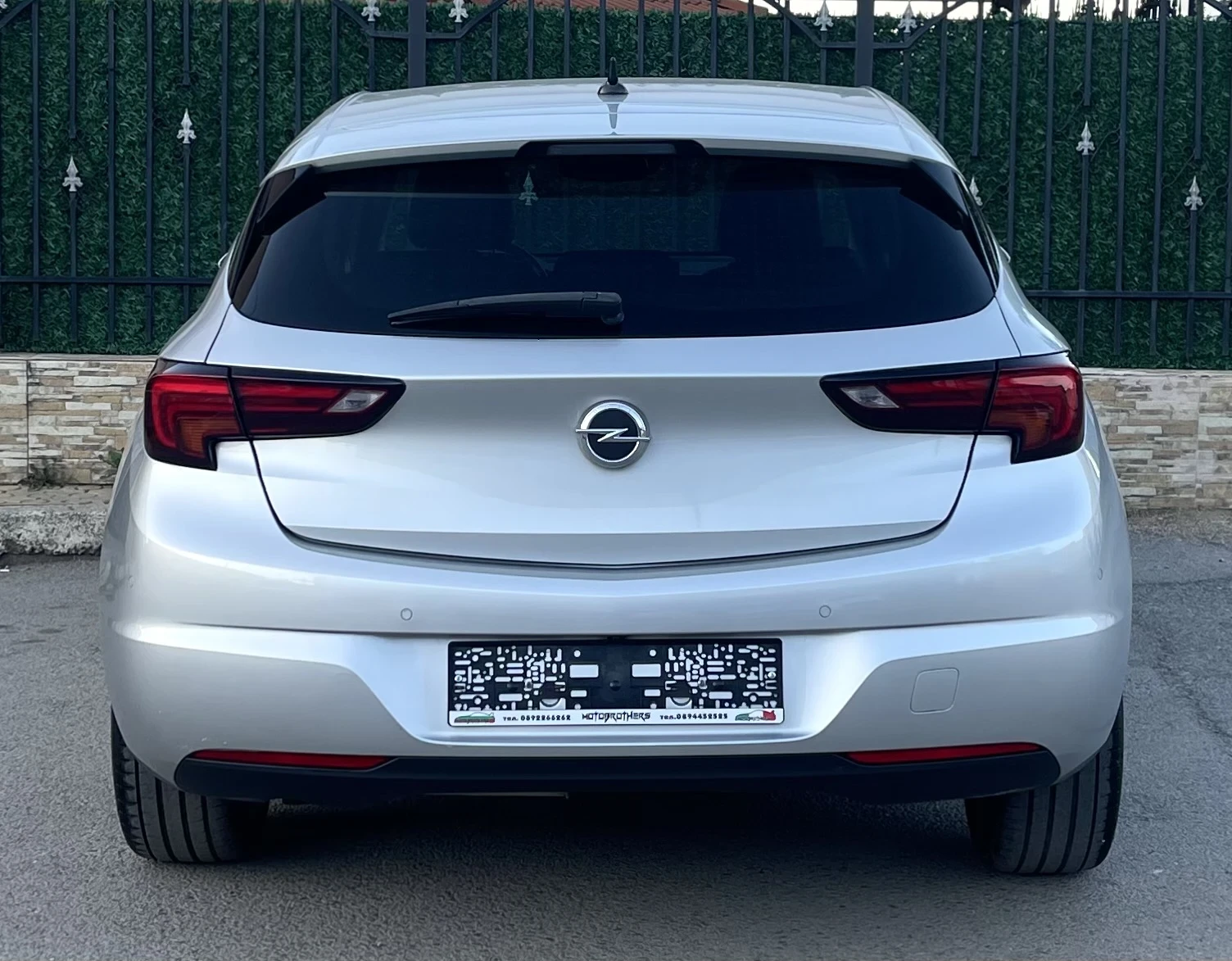 Opel Astra 1.5 CDTI EURO 6D Напълно обслужен ! - изображение 5