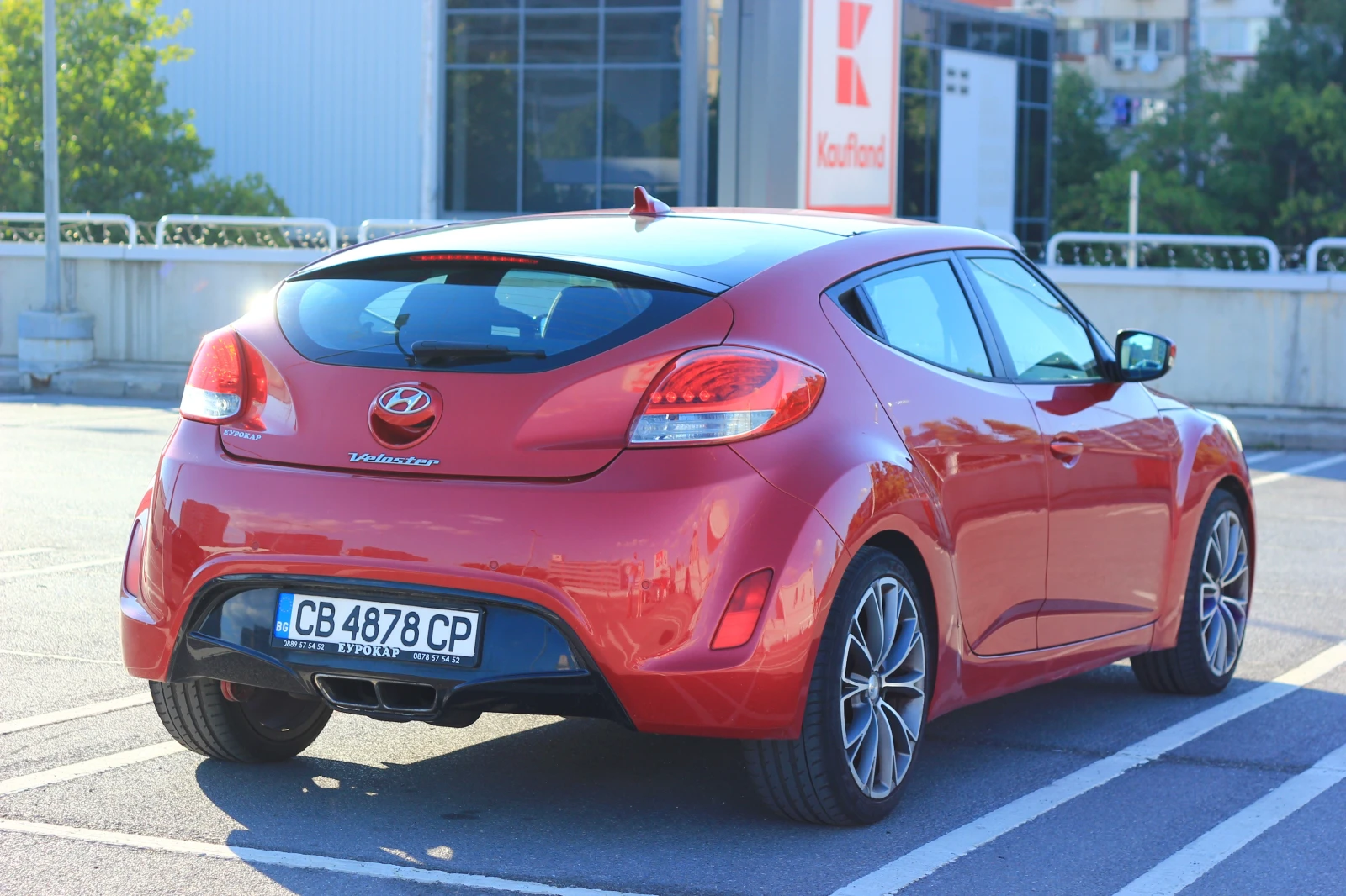 Hyundai Veloster   - изображение 5
