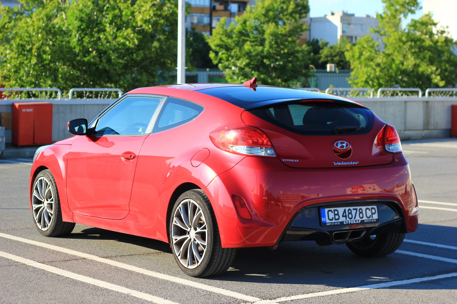 Hyundai Veloster   - изображение 3