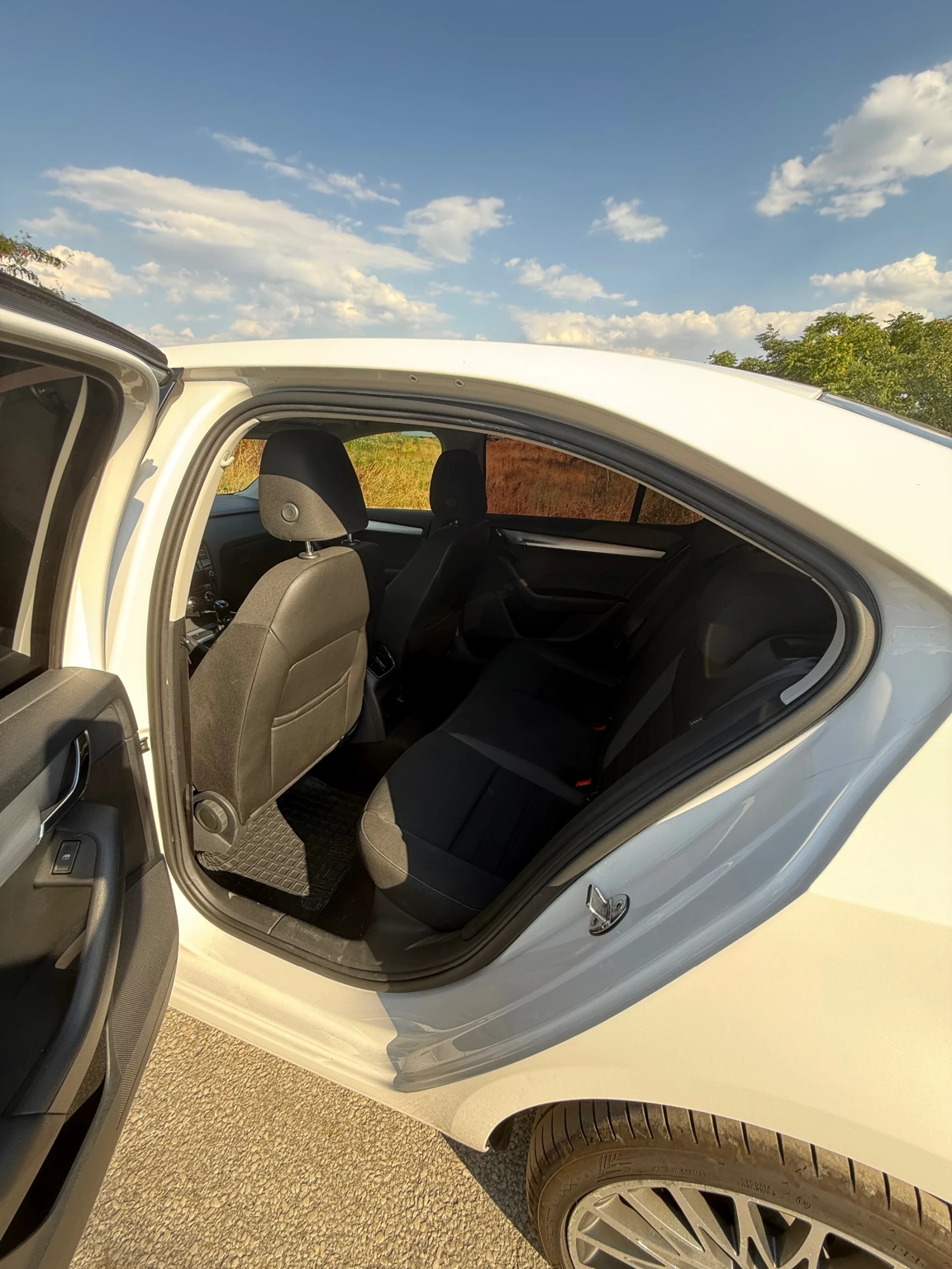 Skoda Octavia 1.6Tdi - изображение 8