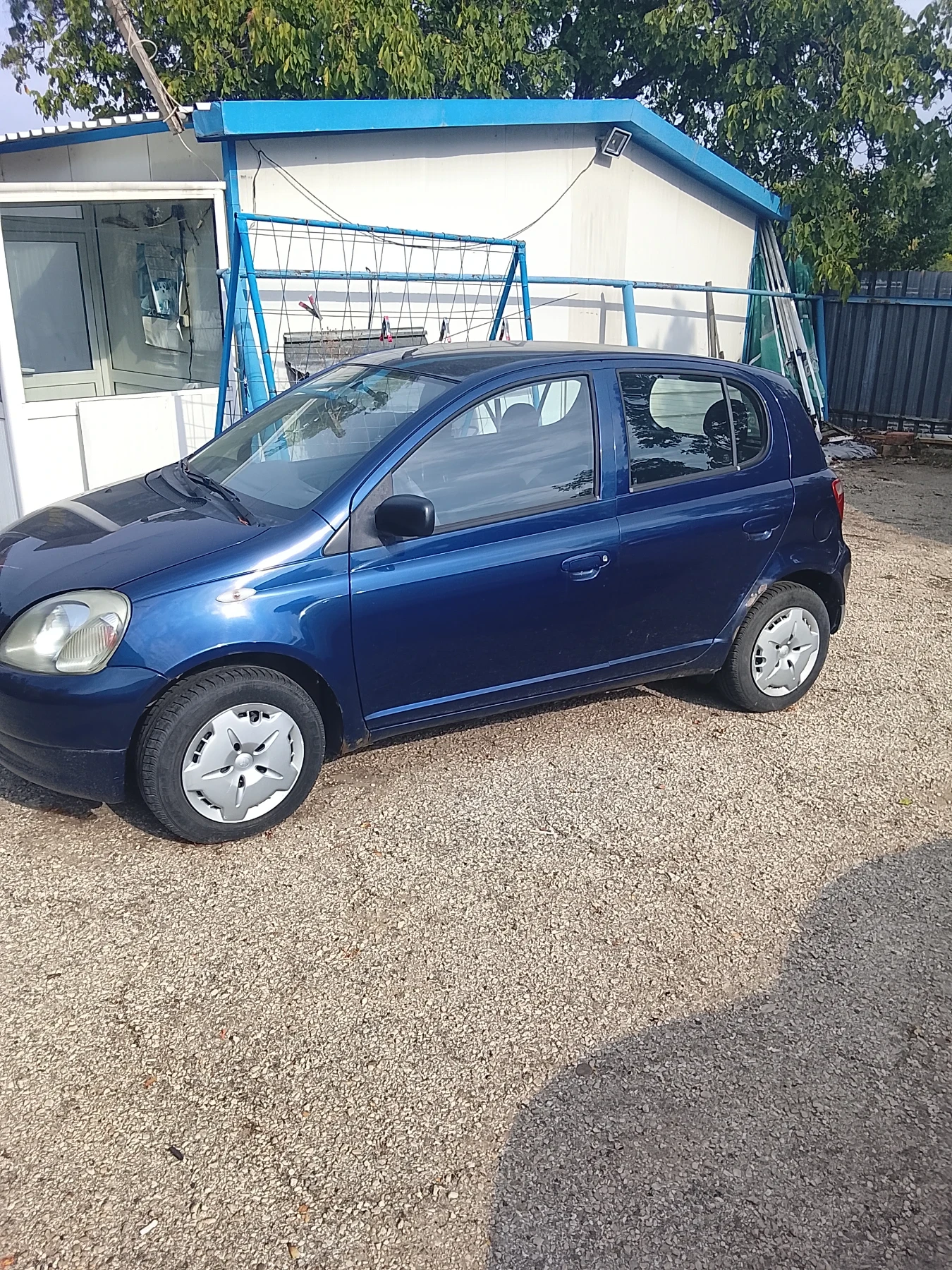 Toyota Yaris  - изображение 2