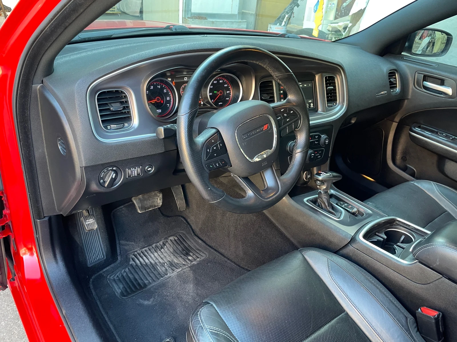 Dodge Charger 3.6 RWD - изображение 9