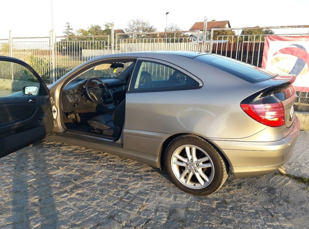 Mercedes-Benz C 220  - изображение 2