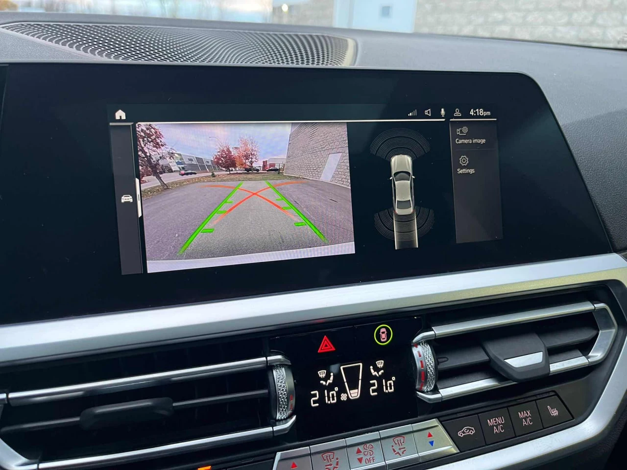 BMW 330 * АВТО КРЕДИТ* ЦЕНА ДО БГ * СЕРВИЗНА ИСТОРИЯ *  - изображение 9