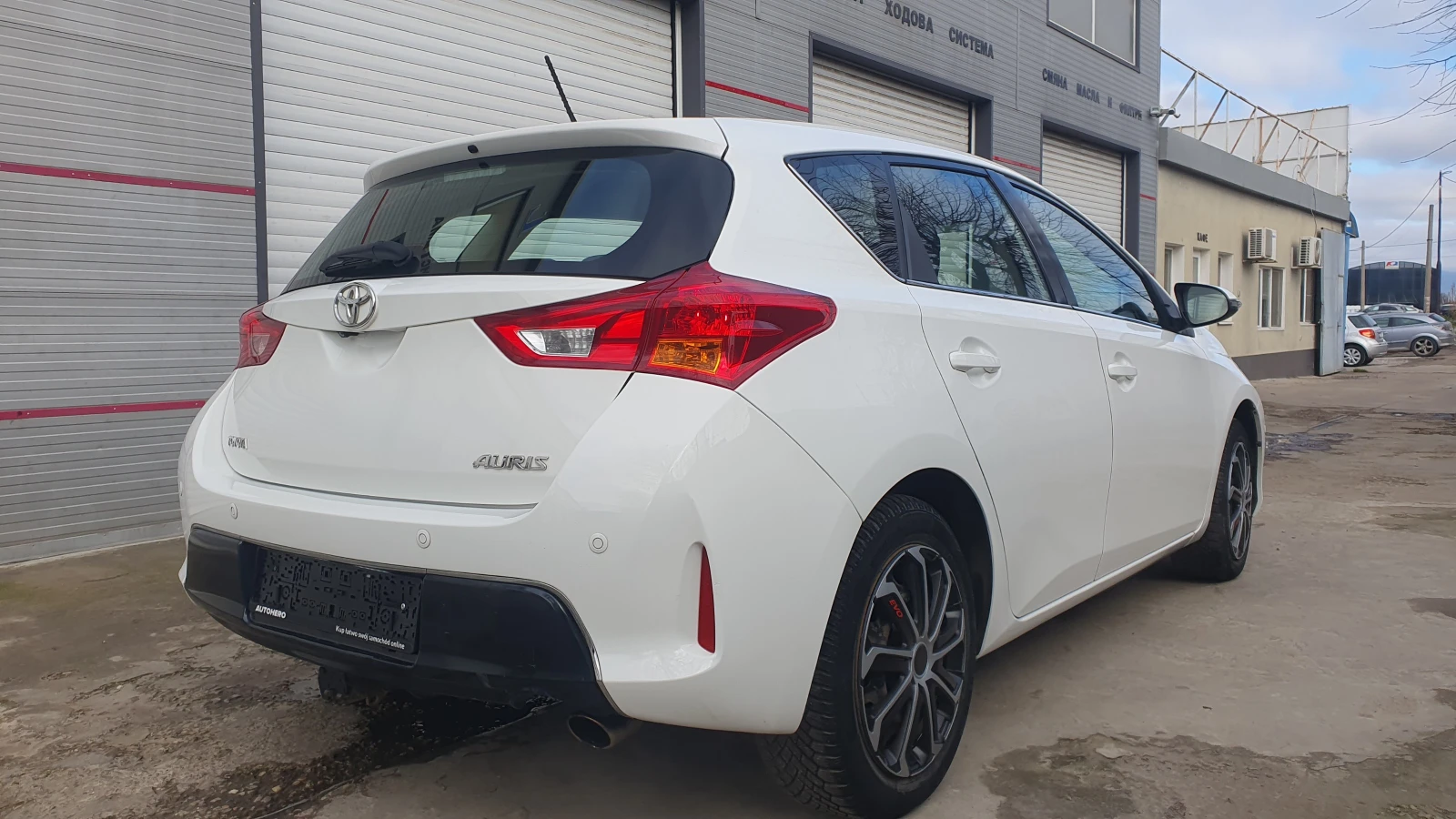 Toyota Auris 1.6 i START Edition - изображение 4