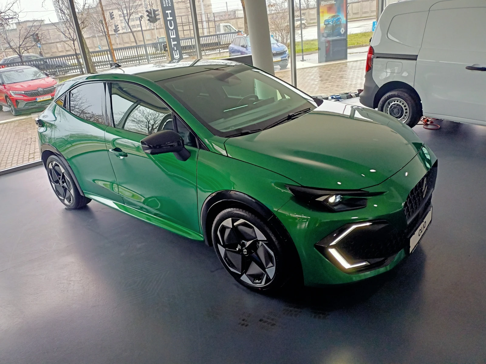 Renault Clio 1999Евро за получаване, 1.2ТCе Techno НОВ МОДЕЛ! - изображение 3