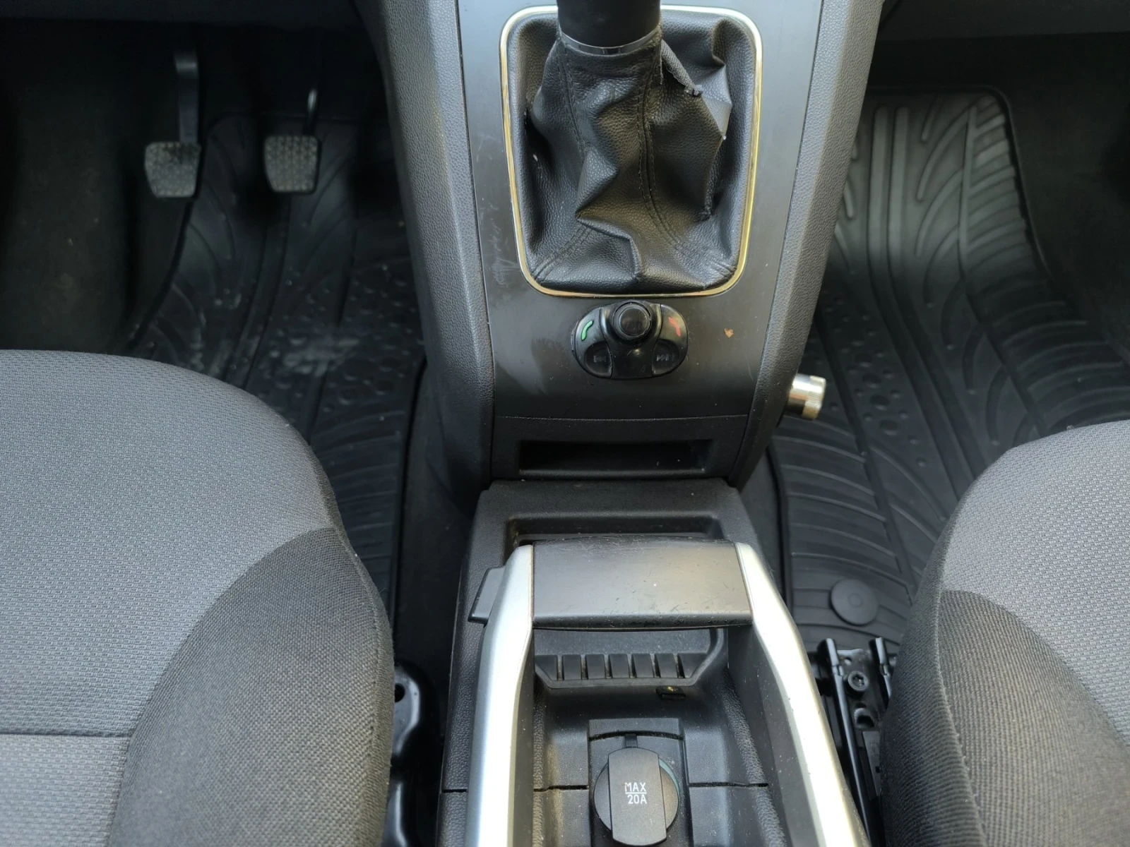 Opel Zafira 1.8, снимка 13 - Автомобили и джипове - 53785784