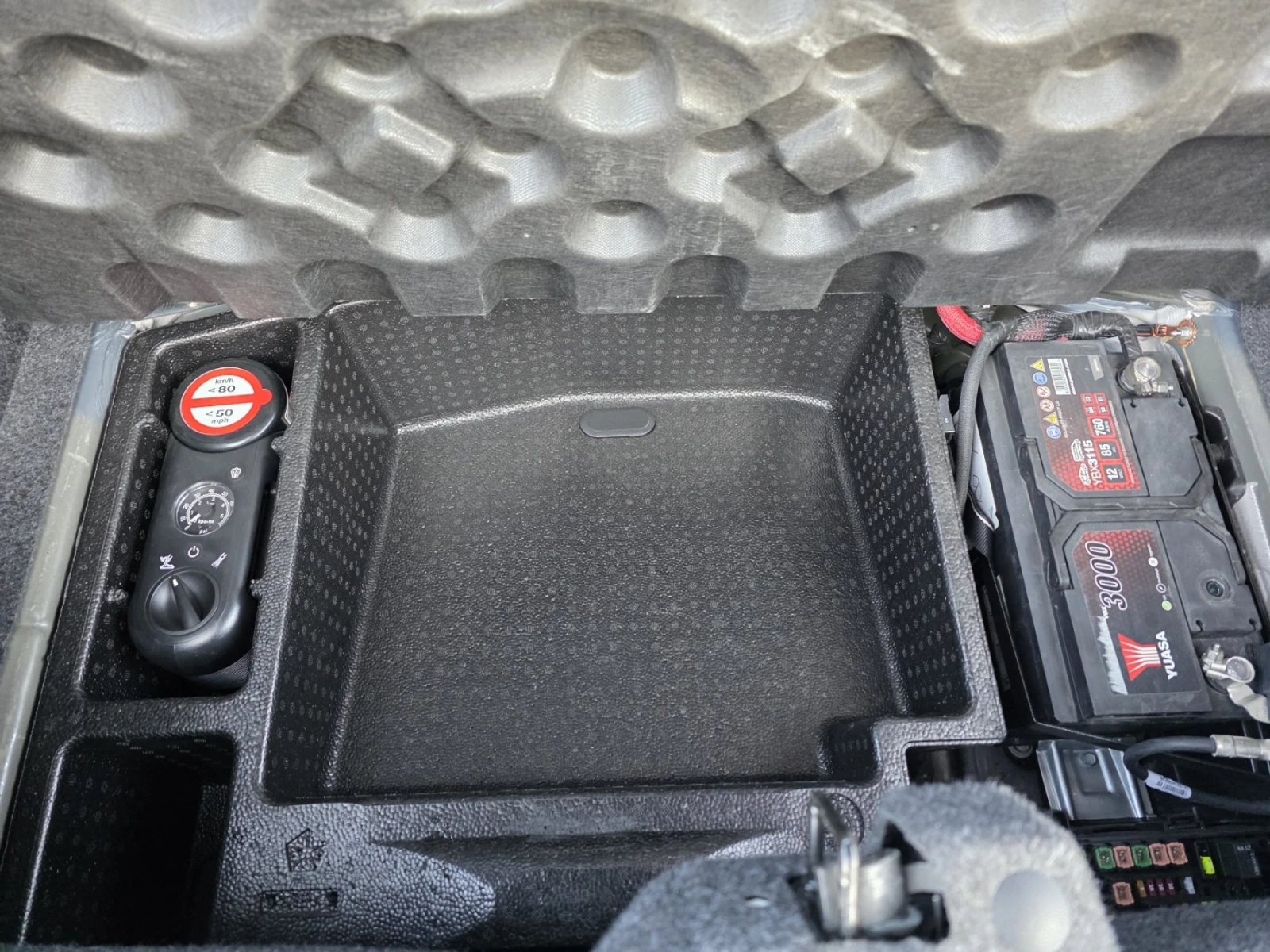 Dodge Challenger Scat Pack/Plus Package + Flowmaster&KN, снимка 11 - Автомобили и джипове - 53849804