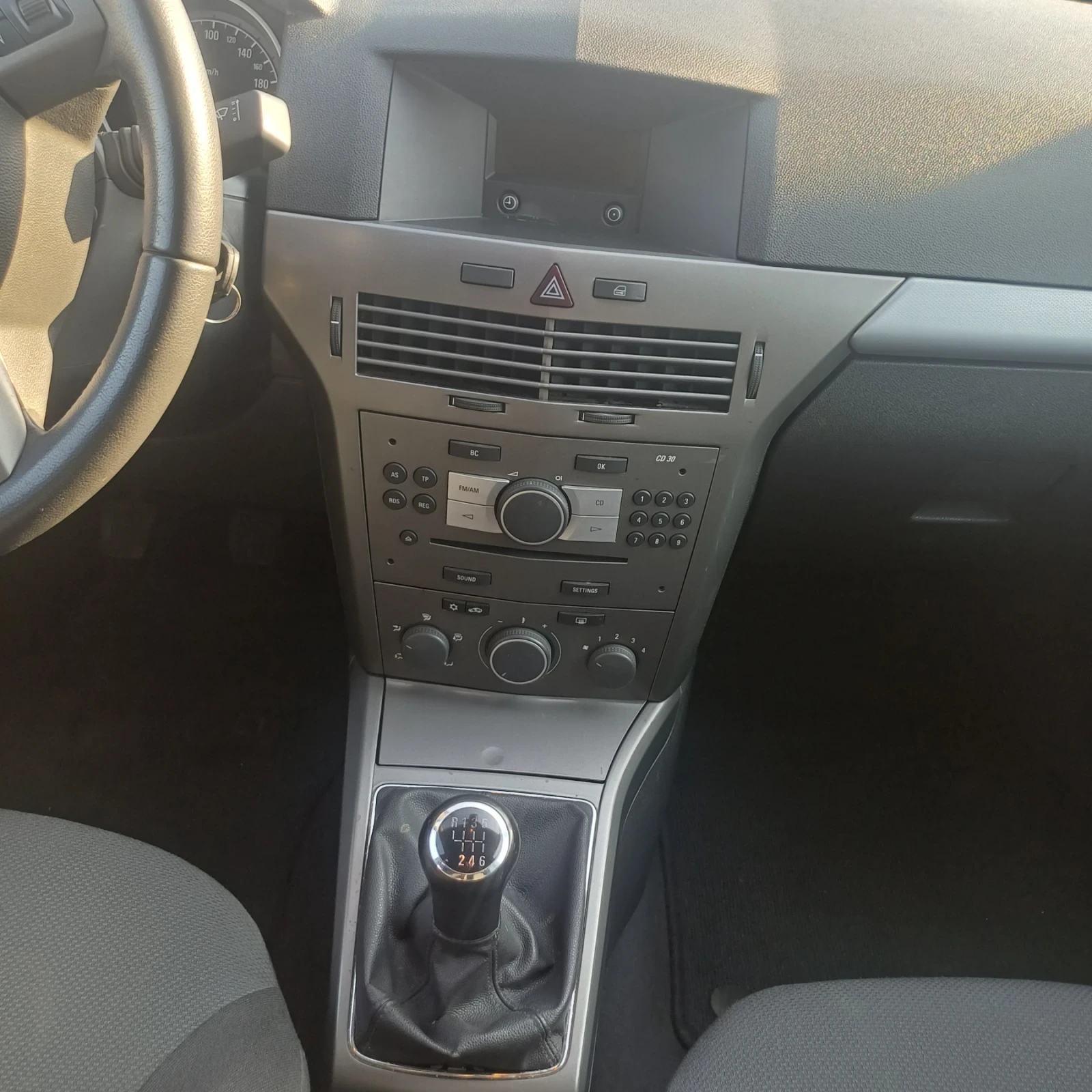 Opel Astra, снимка 6 - Автомобили и джипове - 53865509