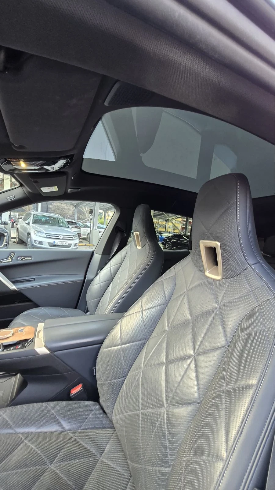 BMW iX 50 B&W/AIR/Massage/Soft-Close/Crystal/Pano/FULL, снимка 8 - Автомобили и джипове - 54126376