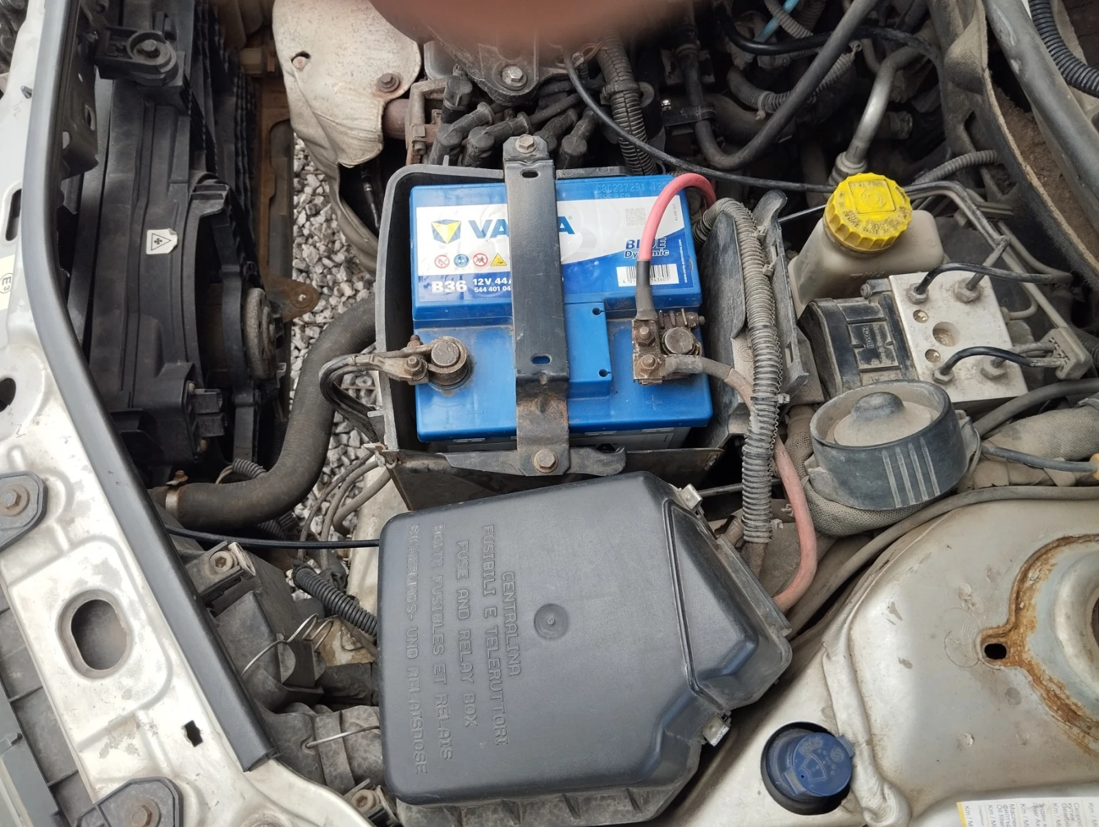 Fiat Punto, снимка 12 - Автомобили и джипове - 54285717