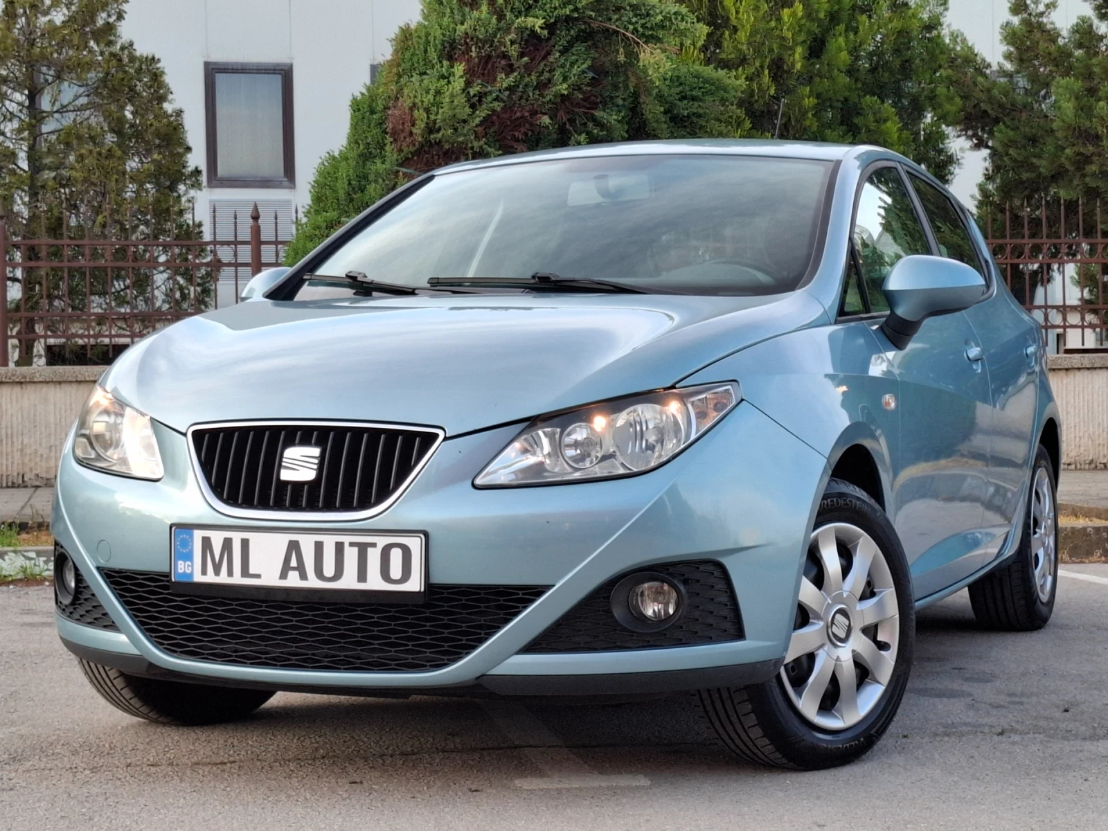 Seat Ibiza 1.6i 105hp * КЛИМАТИК * EURO 4 * ЛИЗИНГ * 