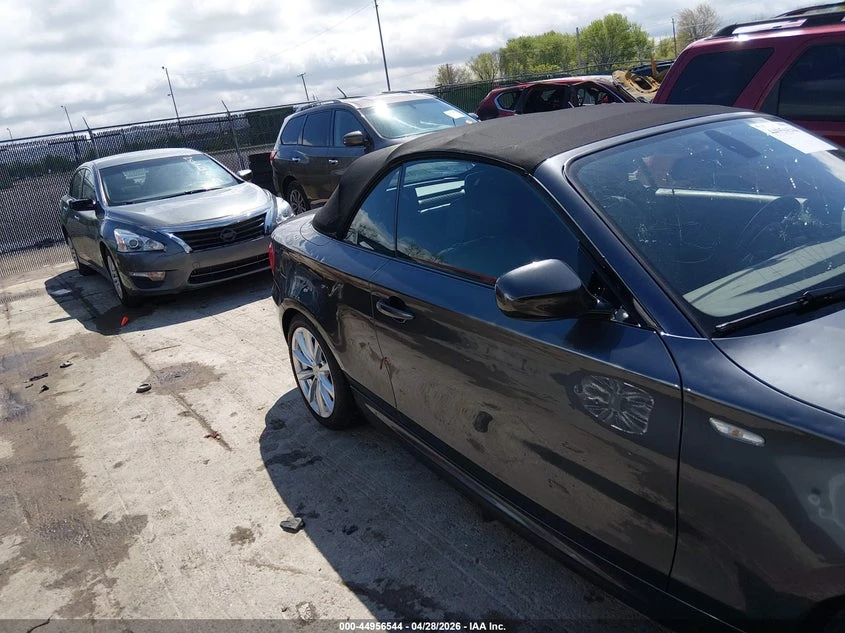 BMW 135 3.0l I, снимка 13 - Автомобили и джипове - 54410387