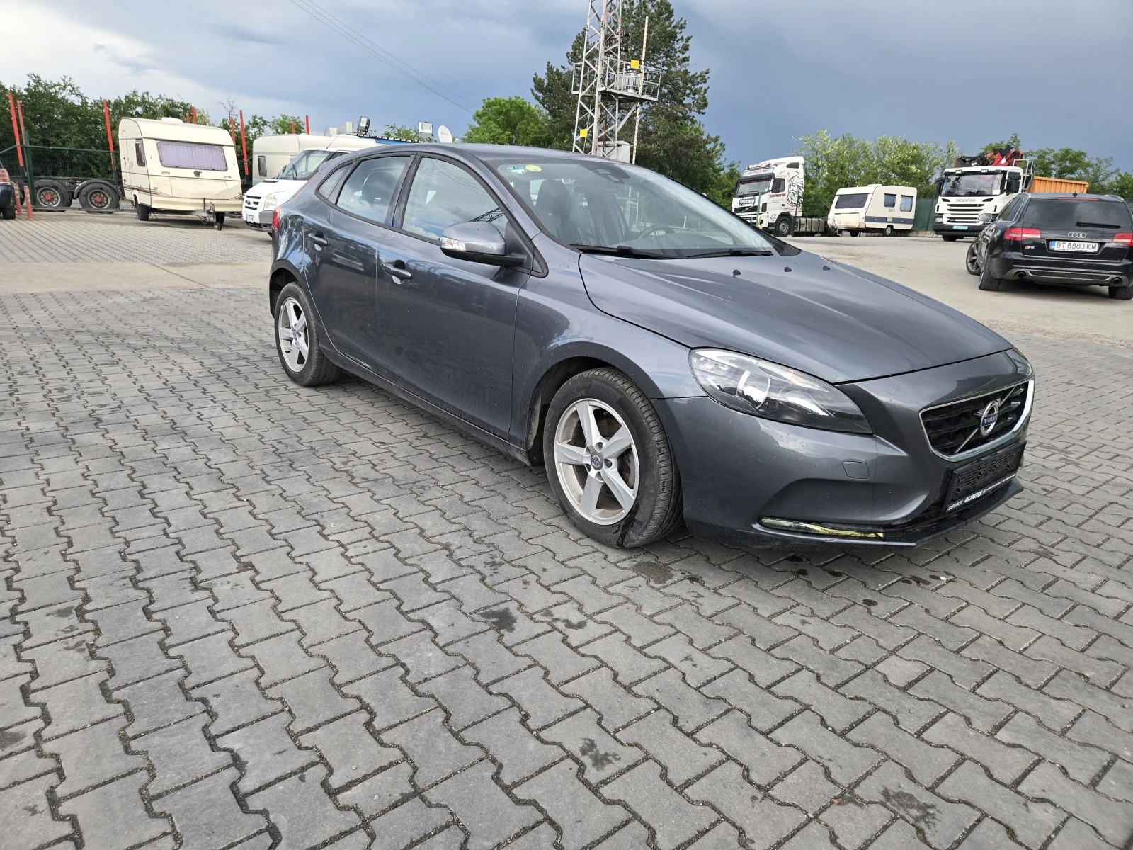 Volvo V40 Хечбек D2