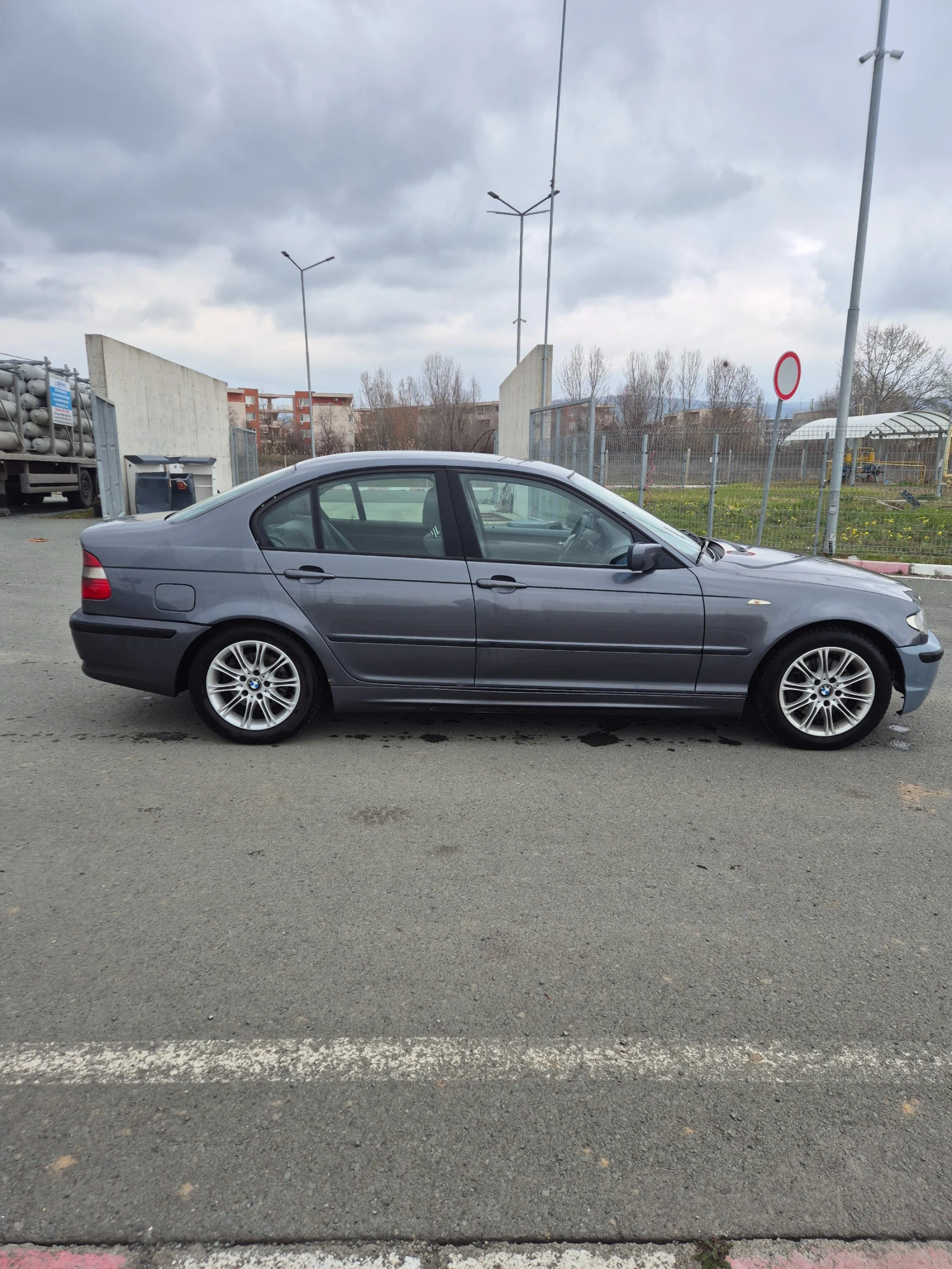 BMW 320, снимка 2 - Автомобили и джипове - 54526984