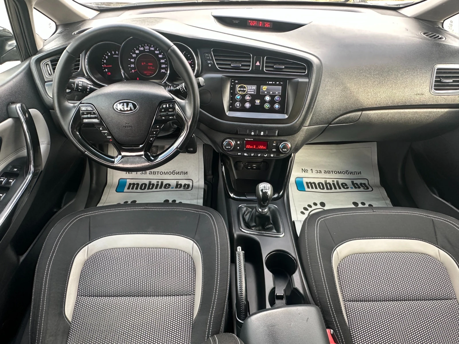 Kia Ceed 1.4CRDi-90k.s-LED-NAVI-PDC-EURO5B-6sk, снимка 11 - Автомобили и джипове - 54859819