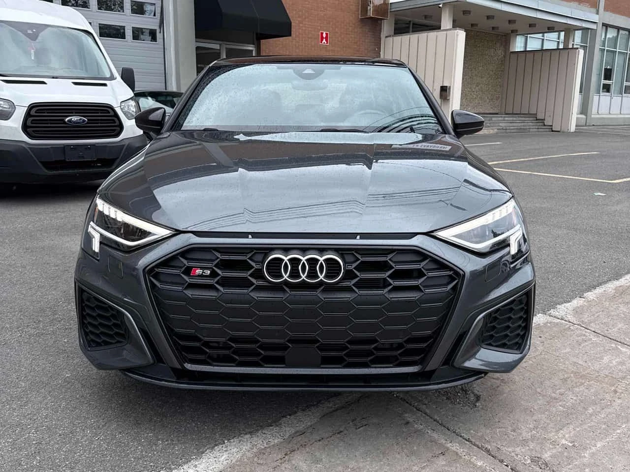 Audi S3 * Progressiv * CARFAX * БЕЗ ПЪРВОНАЧАЛНА ВНОСКА, снимка 6 - Автомобили и джипове - 55076434