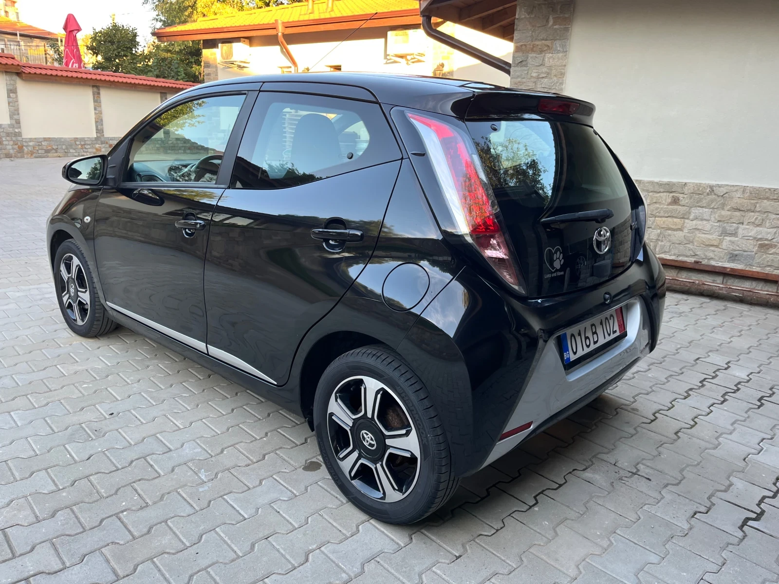 Toyota Aygo Топ състояние!!!, снимка 3 - Автомобили и джипове - 55289698