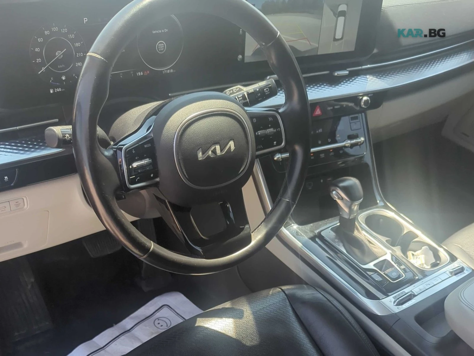 Kia Carnival SX Автокредит Цена до България, снимка 6 - Автомобили и джипове - 55278483