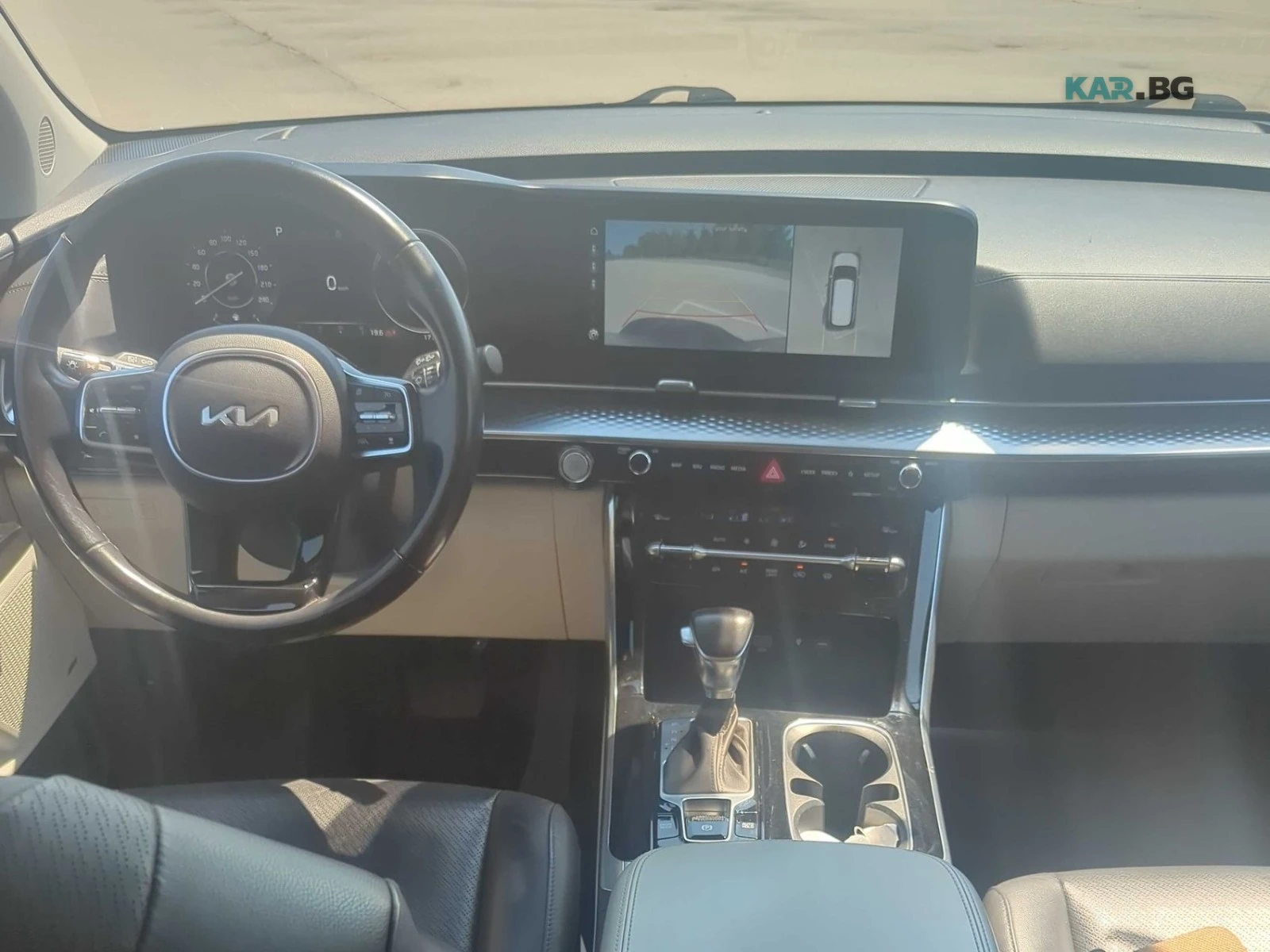 Kia Carnival SX Автокредит Цена до България, снимка 8 - Автомобили и джипове - 55278483