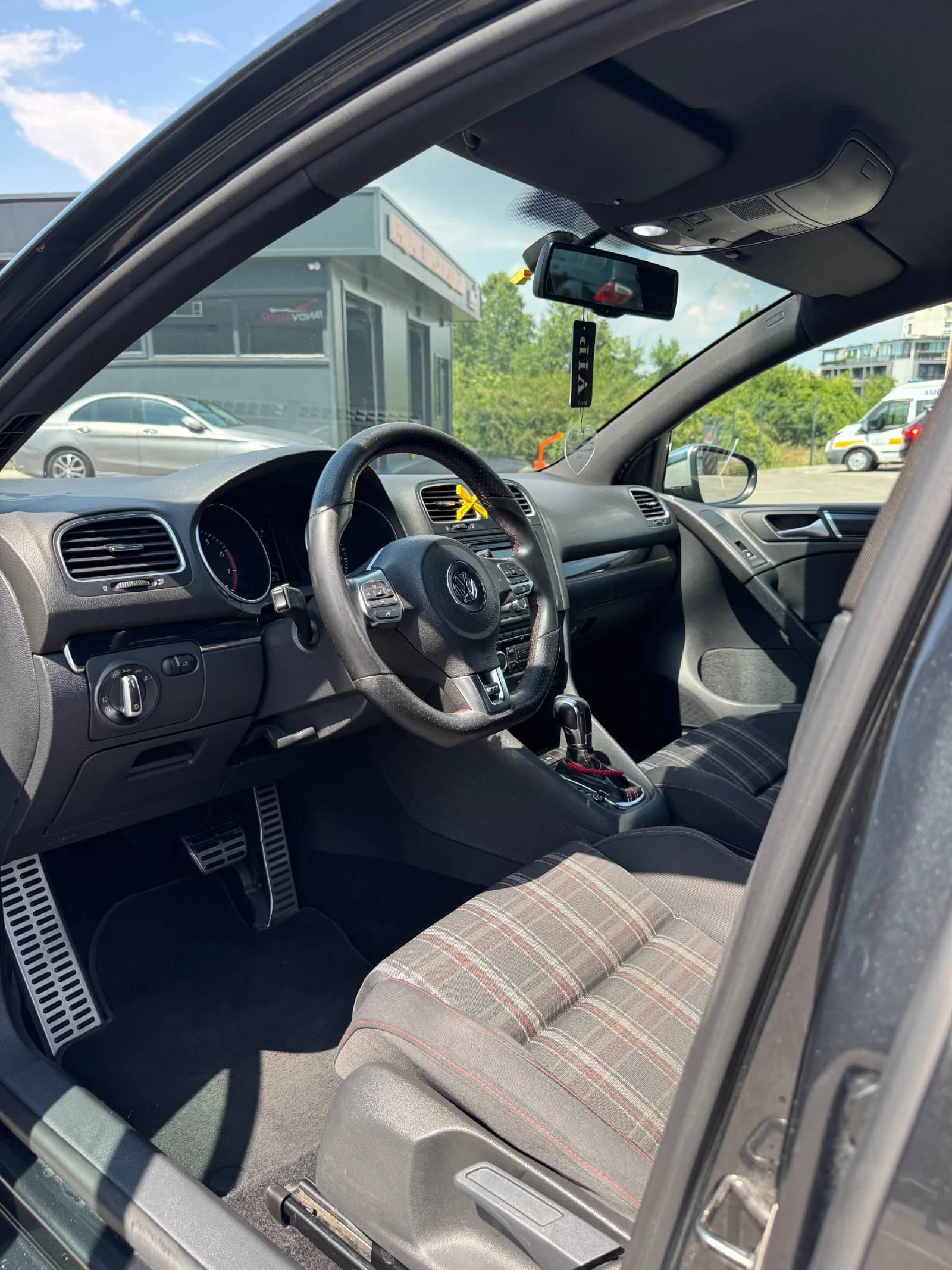 VW Golf GTI/RECARO/DSG, снимка 9 - Автомобили и джипове - 55335063