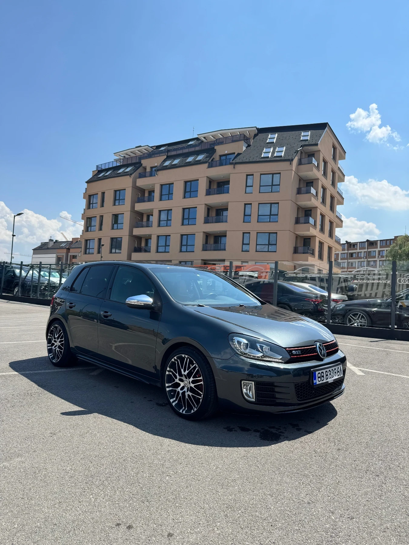 VW Golf GTI/RECARO/DSG, снимка 2 - Автомобили и джипове - 55335063