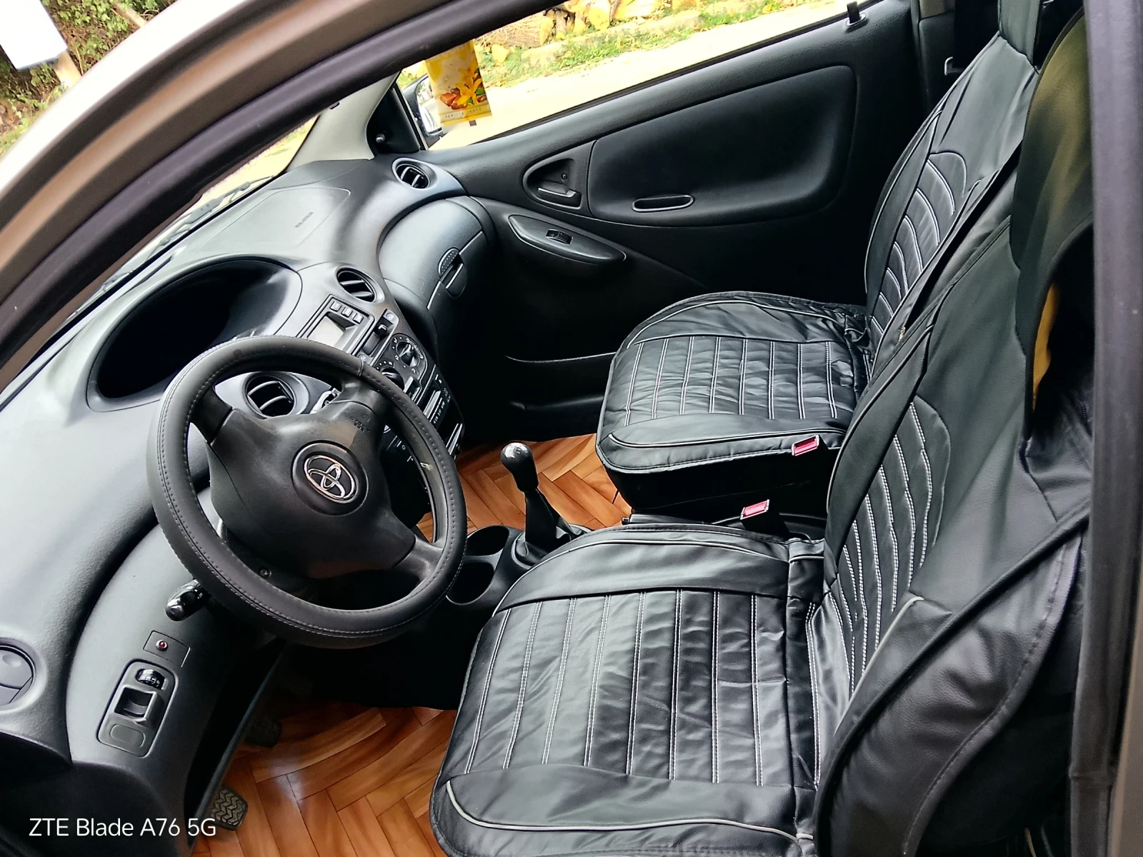 Toyota Auris, снимка 5 - Автомобили и джипове - 55578324