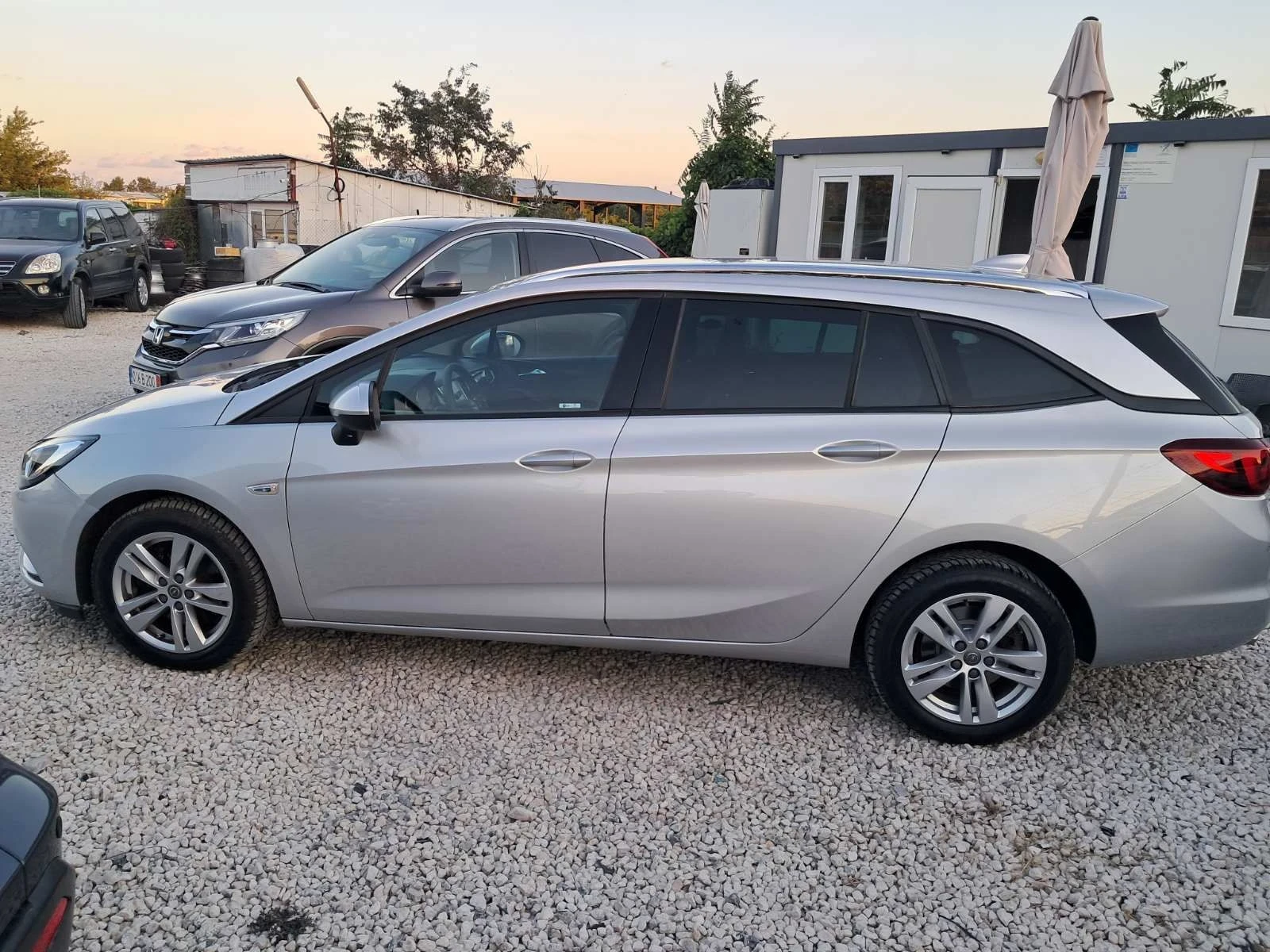 Opel Astra 1.6, снимка 8 - Автомобили и джипове - 55691212